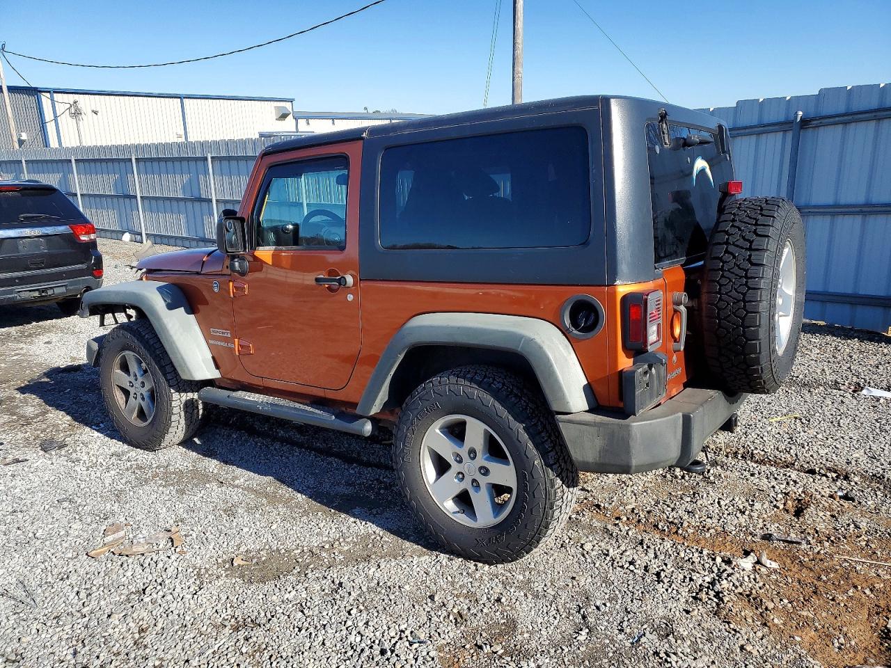 2011 JEEP WRANGLER SPORT photo 2