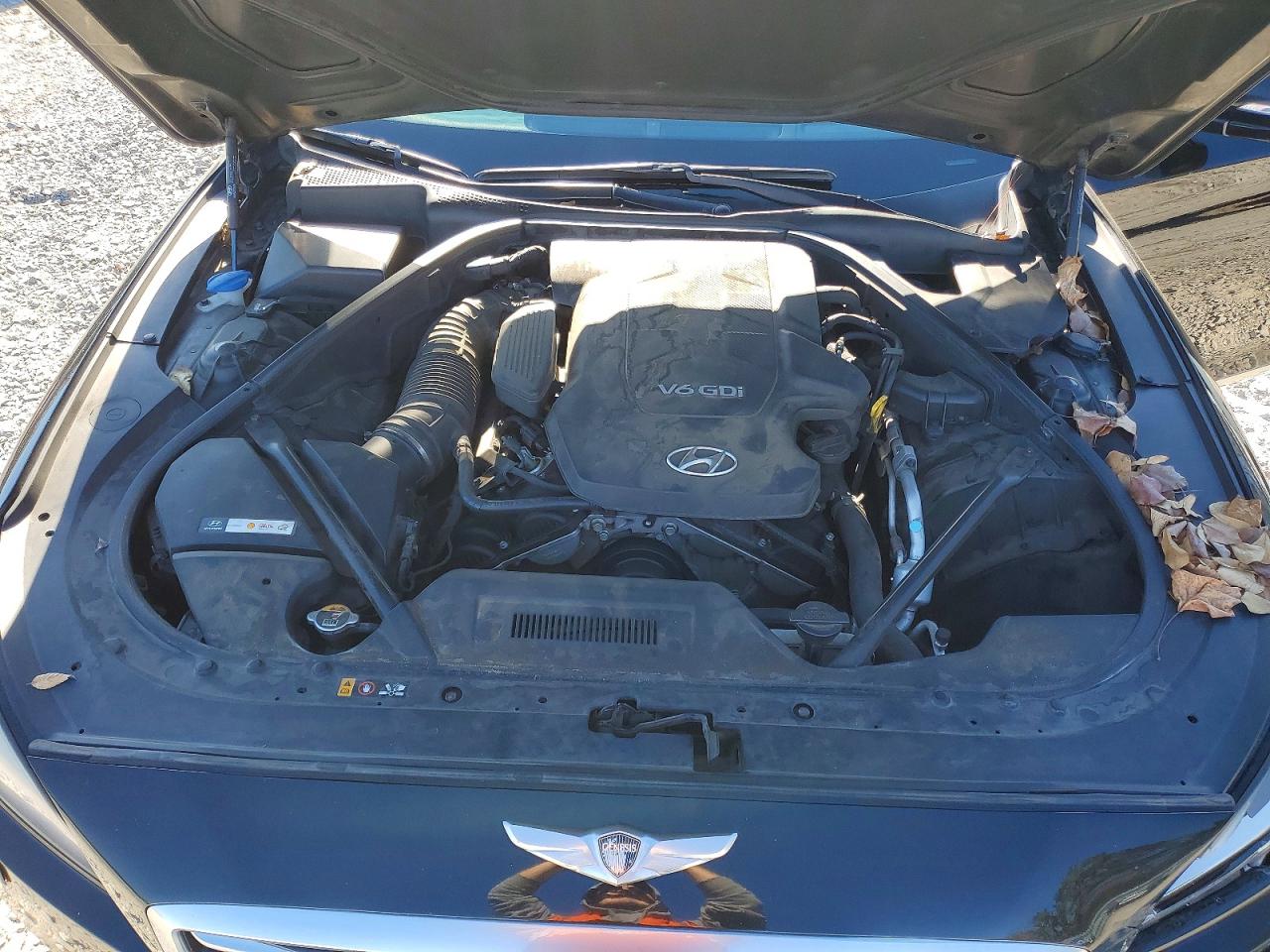 2015 HYUNDAI GENESIS 3.8L photo 21