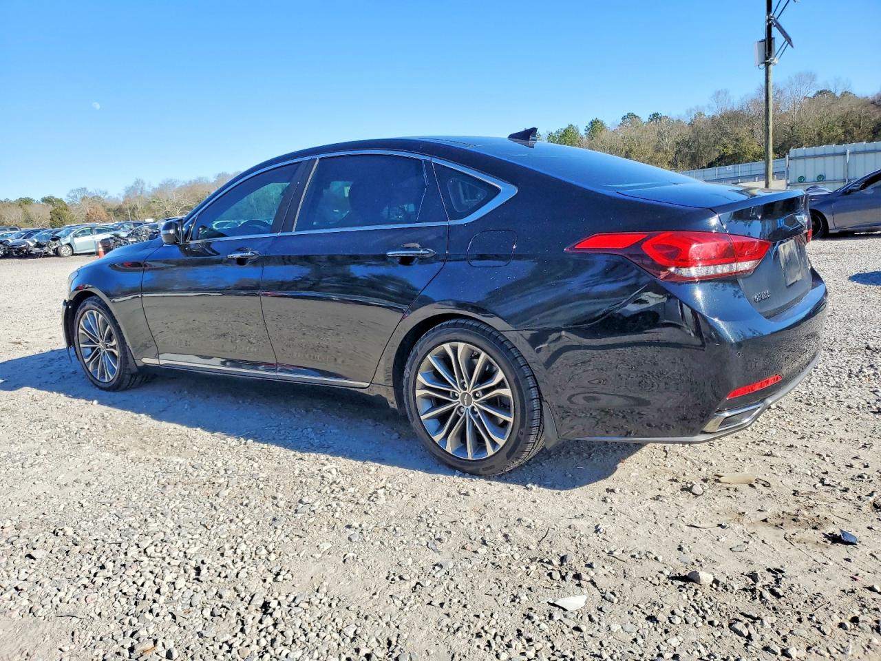 2015 HYUNDAI GENESIS 3.8L photo 3