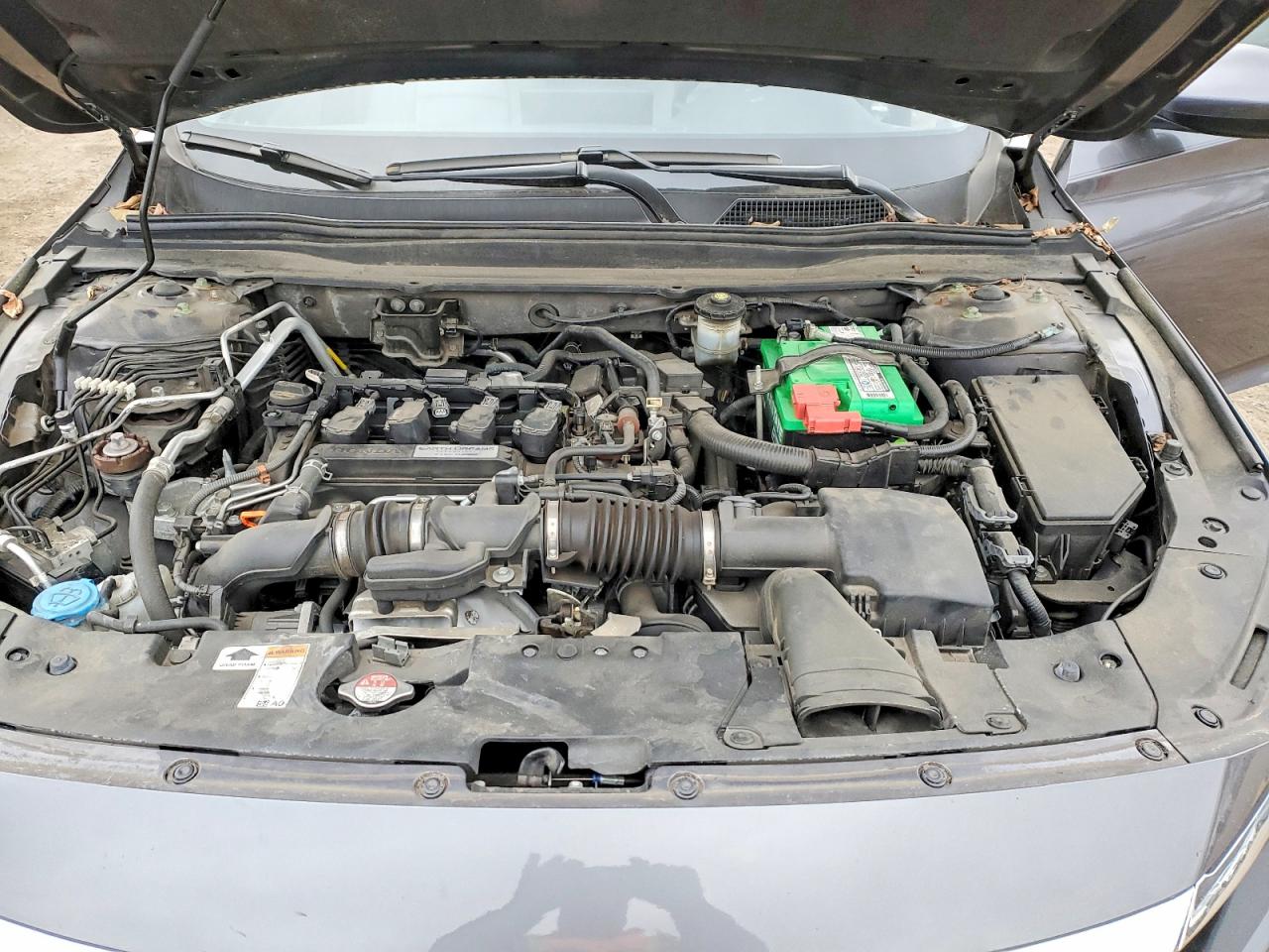 2018 HONDA ACCORD LX photo 11