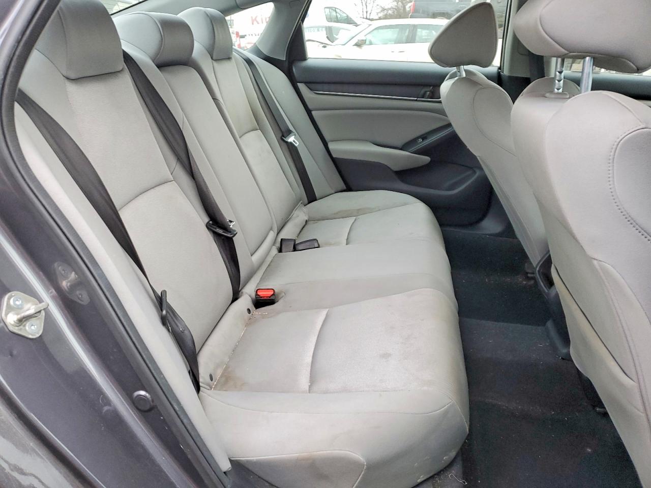 2018 HONDA ACCORD LX photo 10