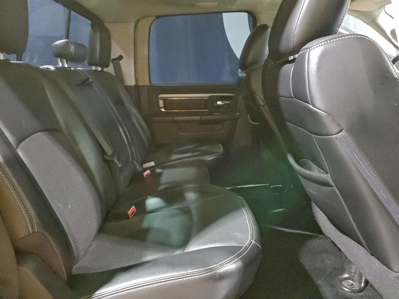2013 RAM 1500 SPORT photo 10