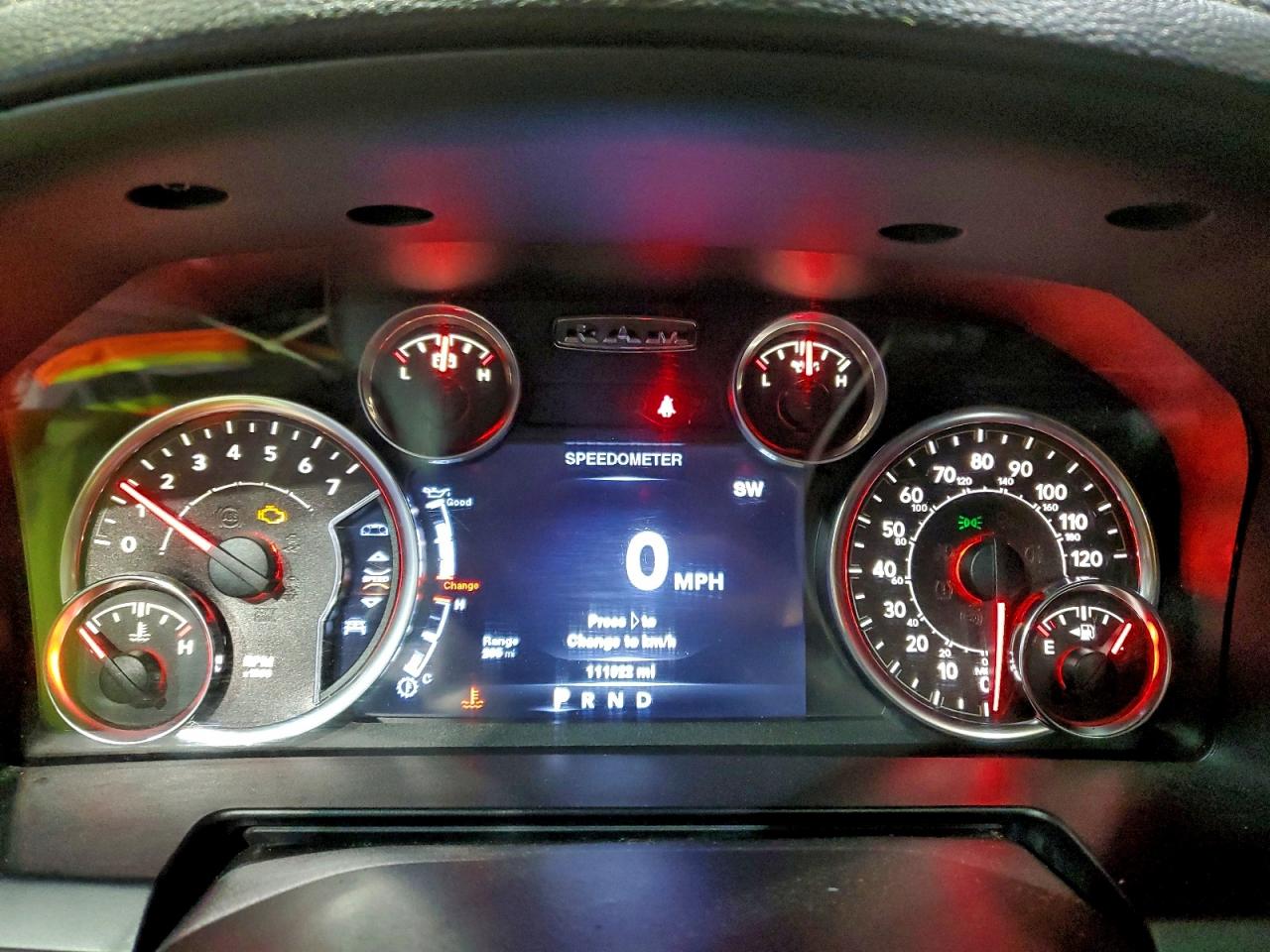2013 RAM 1500 SPORT photo 9