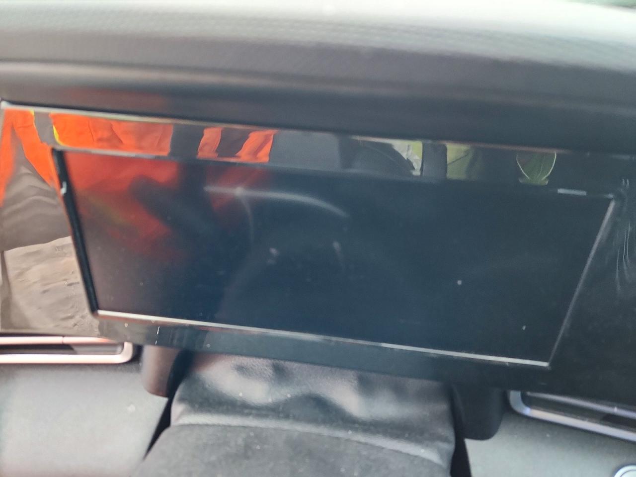 2021 HYUNDAI ELANTRA SEL photo 9