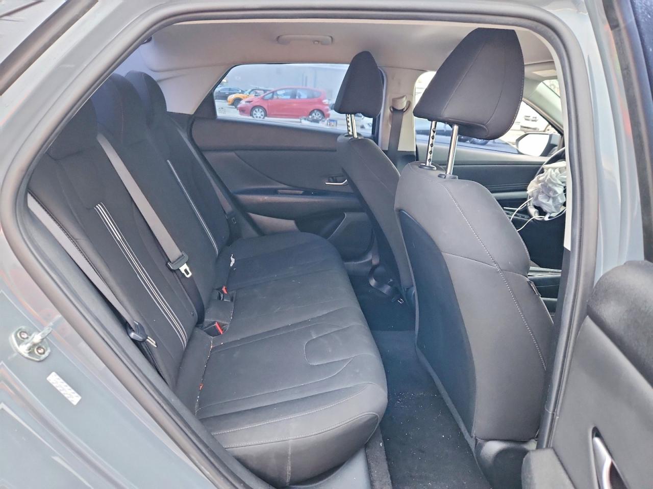 2021 HYUNDAI ELANTRA SEL photo 10