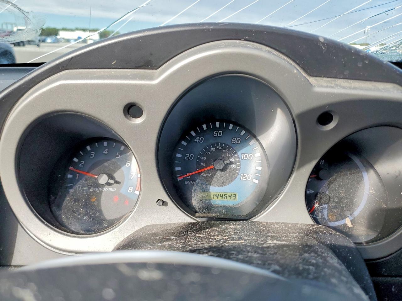2002 NISSAN XTERRA SE photo 9