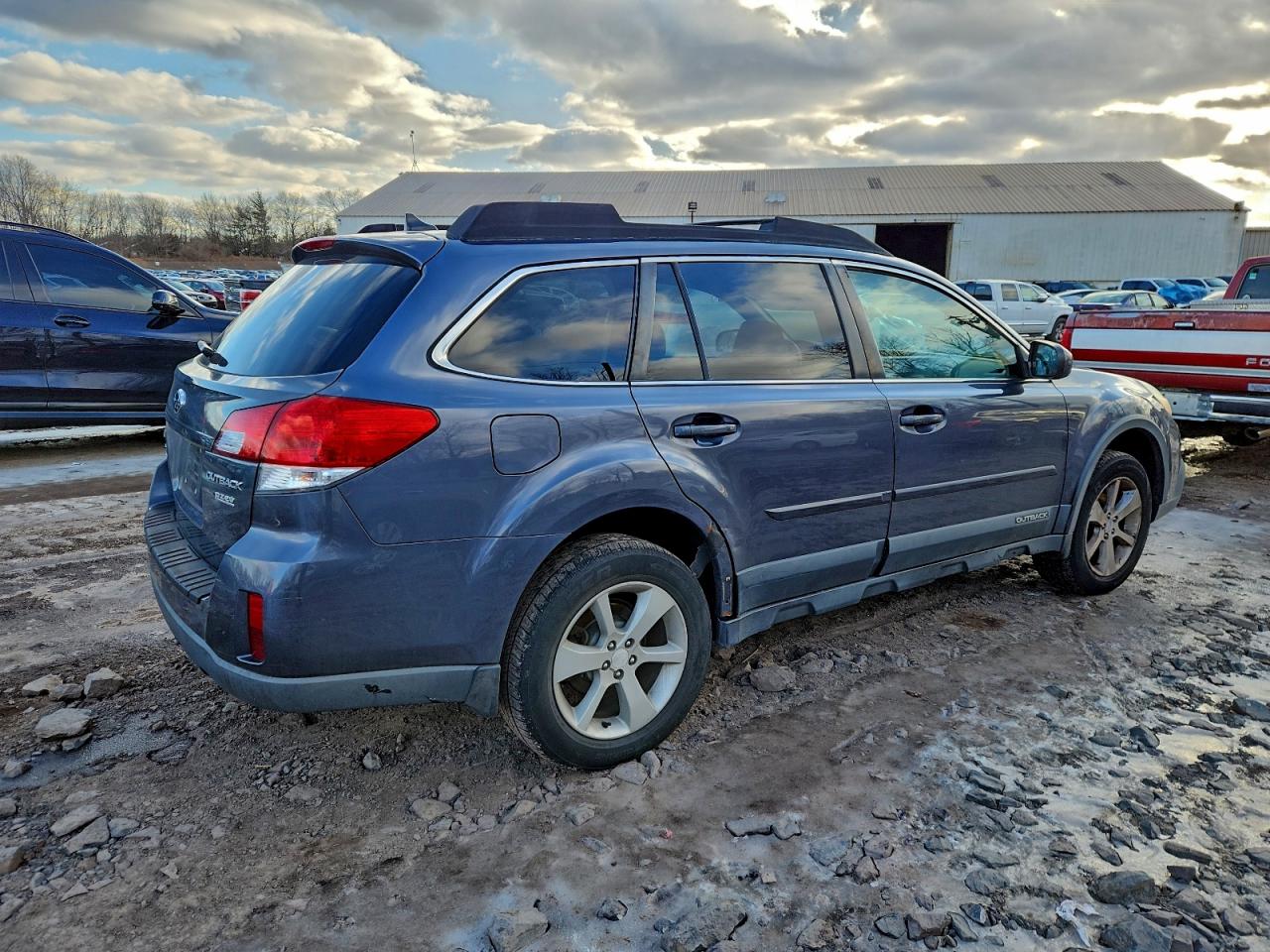 2014 SUBARU OUTBACK 2.5I PREMIUM photo 3