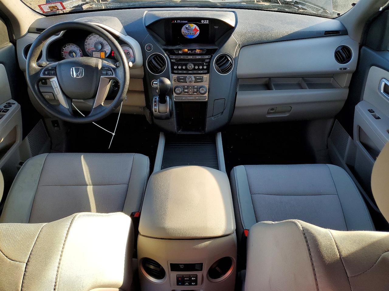 2013 HONDA PILOT photo 8