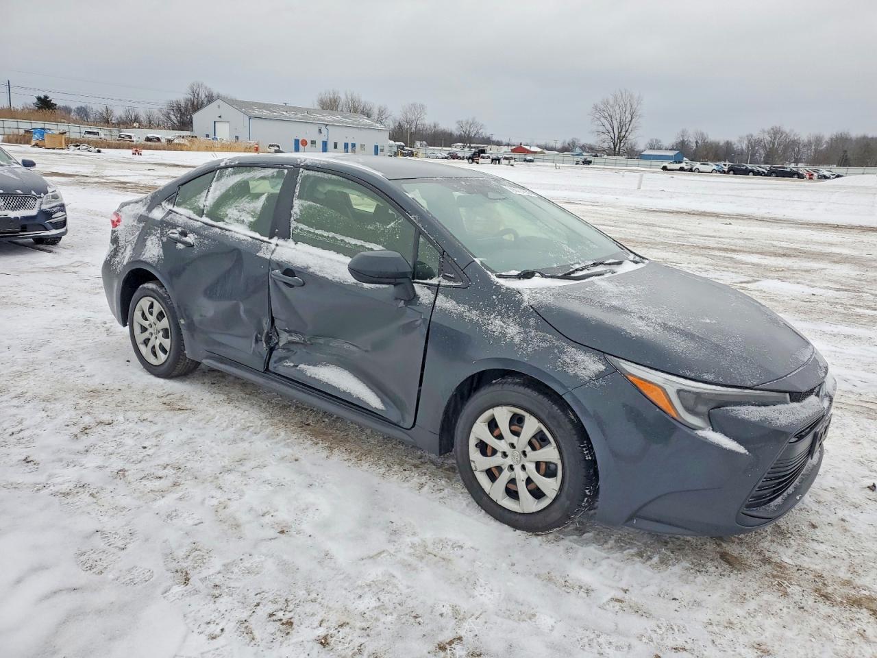 2023 TOYOTA COROLLA LE photo 4