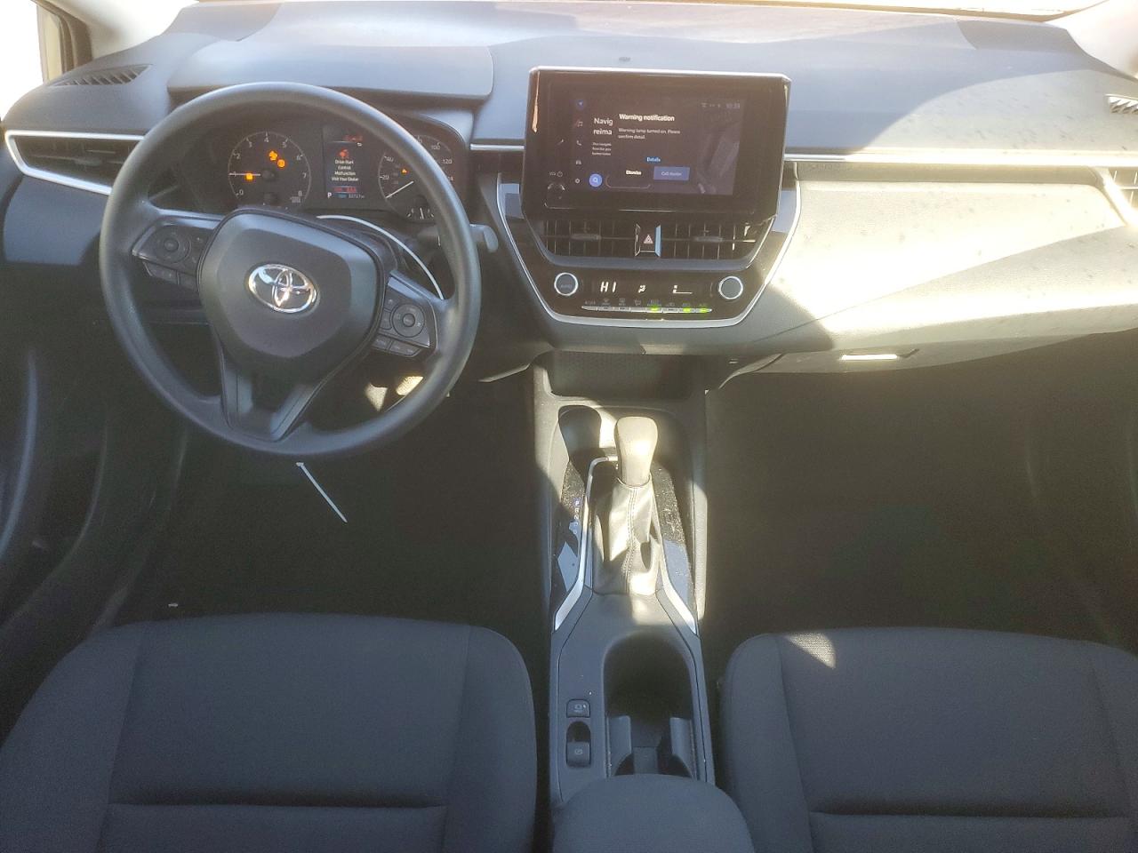 2024 TOYOTA COROLLA LE photo 8