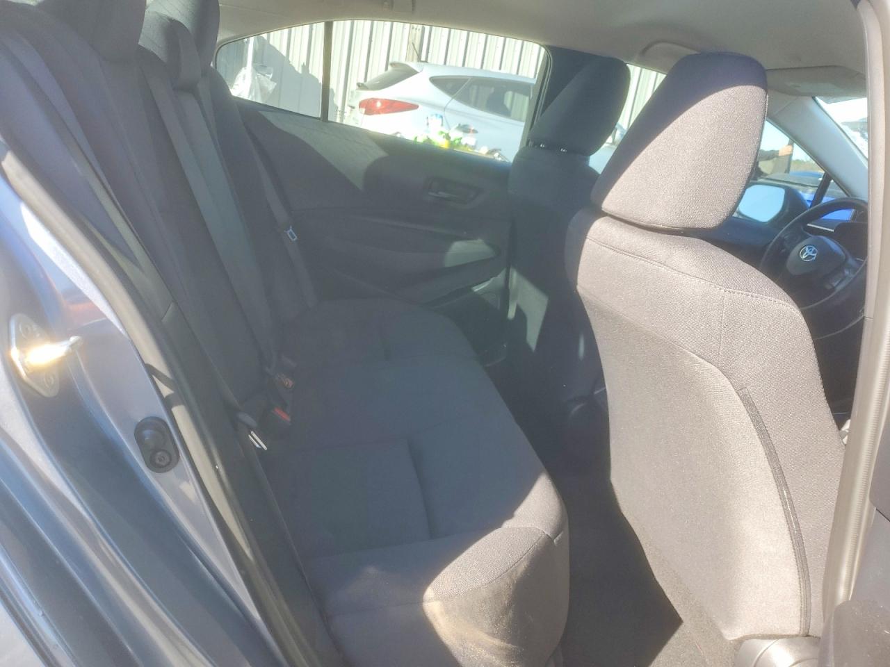 2024 TOYOTA COROLLA LE photo 10