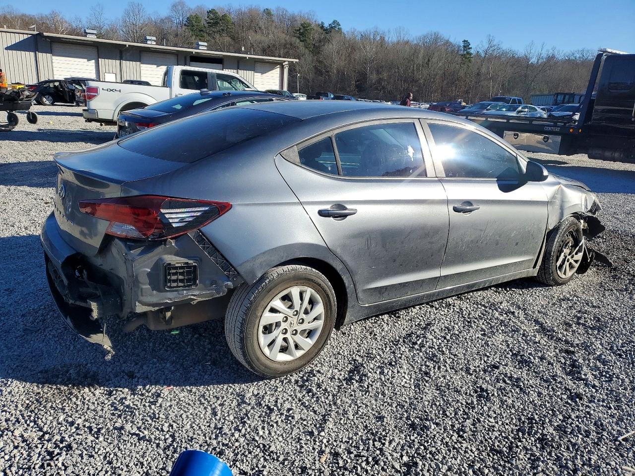 2019 HYUNDAI ELANTRA SE photo 5