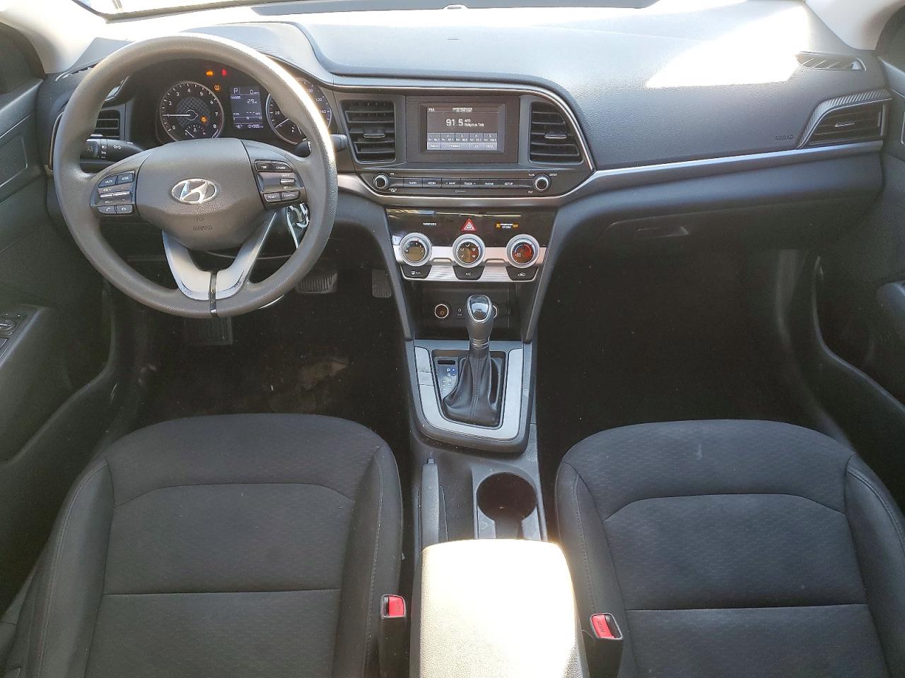 2019 HYUNDAI ELANTRA SE photo 15