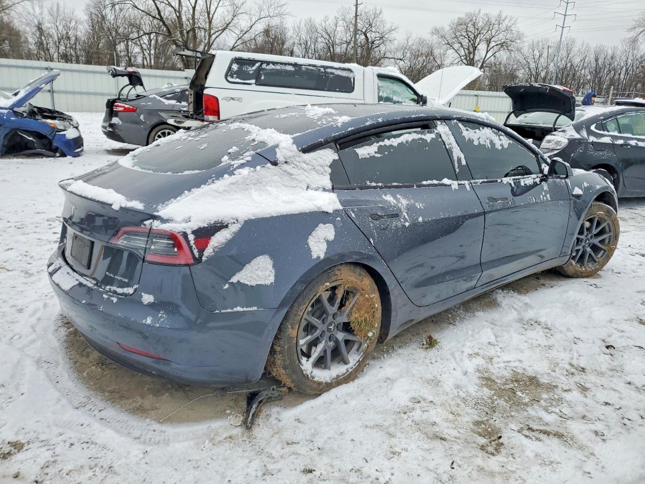 2022 TESLA MODEL 3 photo 3