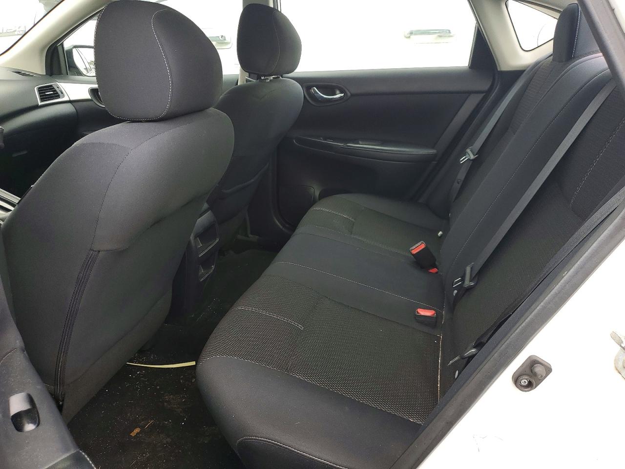 2016 NISSAN SENTRA S photo 19
