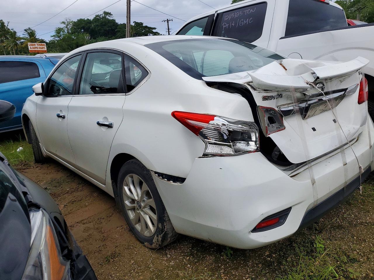 2016 NISSAN SENTRA S photo 3