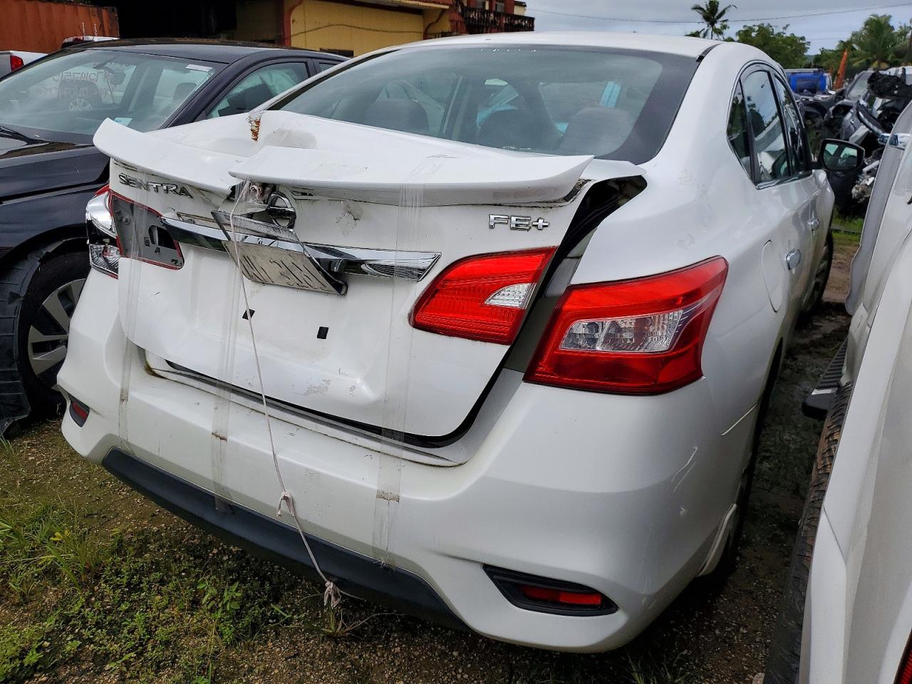 2016 NISSAN SENTRA S photo 5