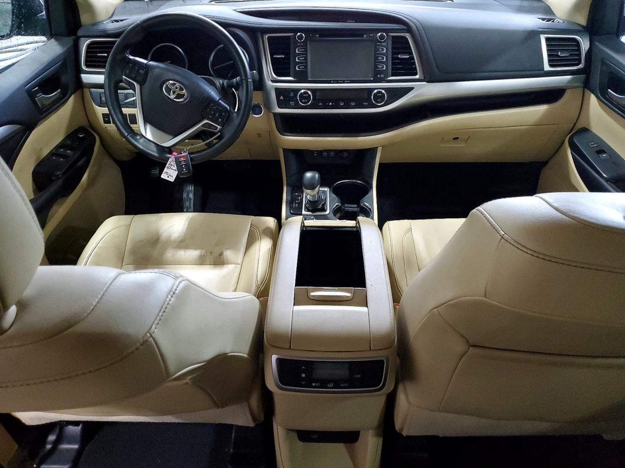 2019 TOYOTA HIGHLANDER HYBRID photo 8