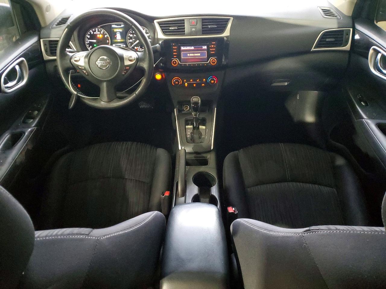 2017 NISSAN SENTRA S photo 8