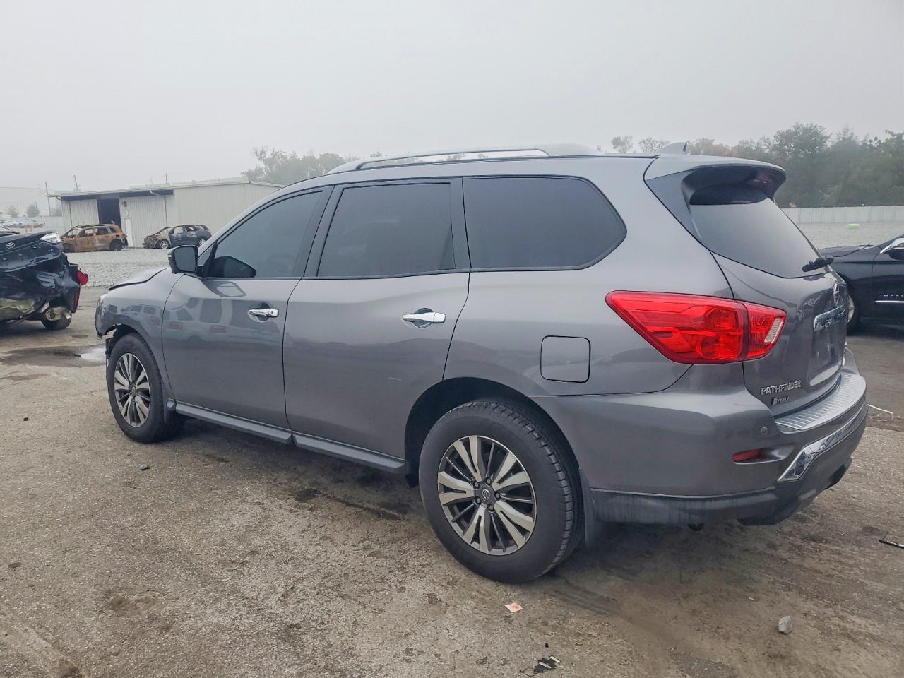 2020 NISSAN PATHFINDER SL photo 2