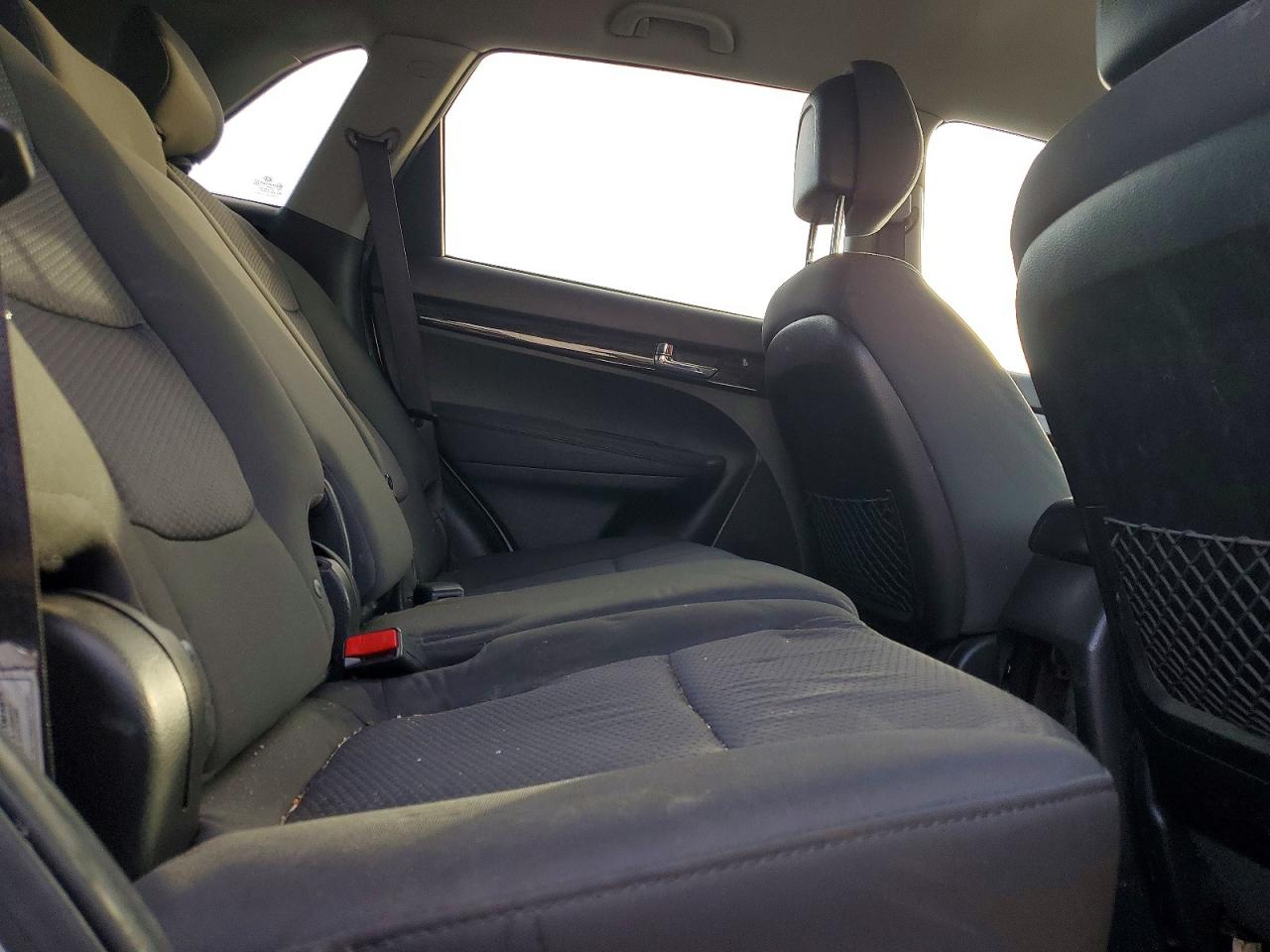 2012 KIA SORENTO BASE photo 11