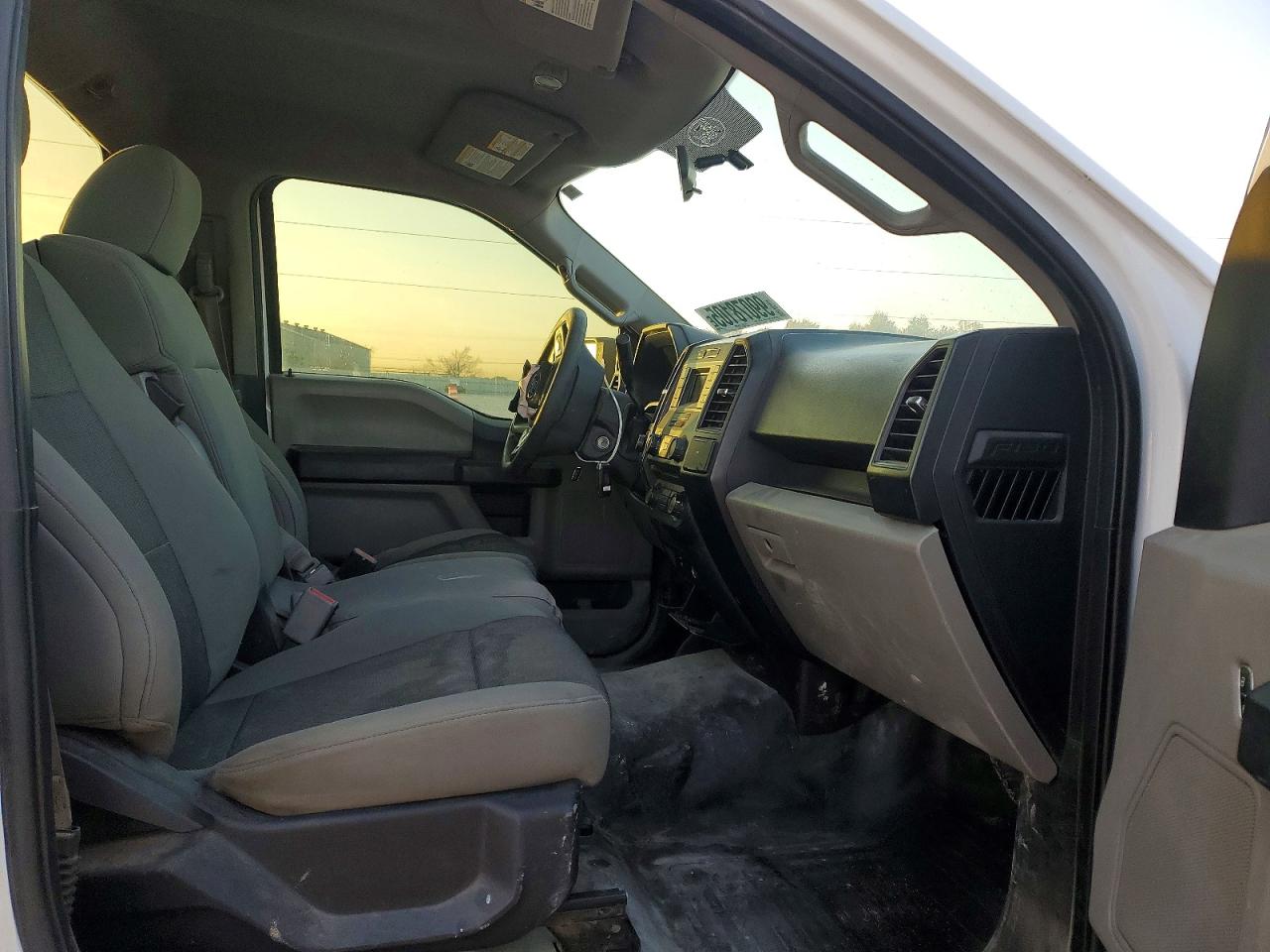 2016 FORD F150 photo 10