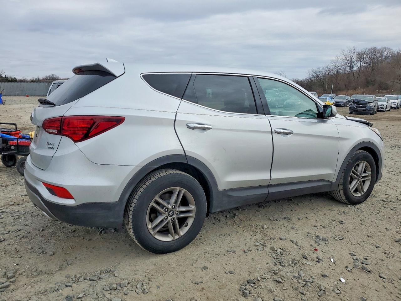 2017 HYUNDAI SANTA FE SPORT photo 3
