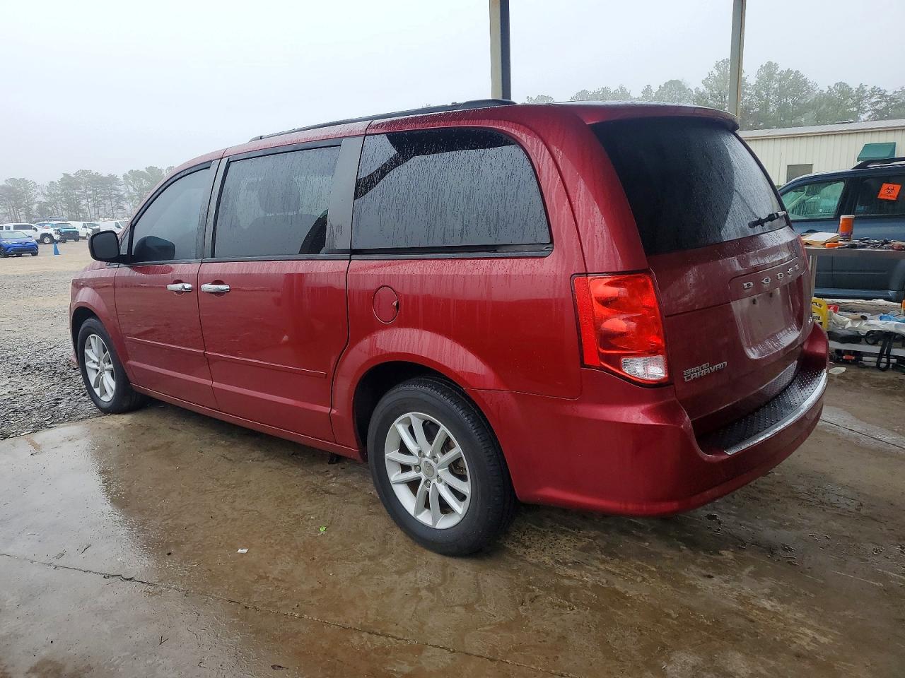 2015 DODGE GRAND CARAVAN SXT photo 2