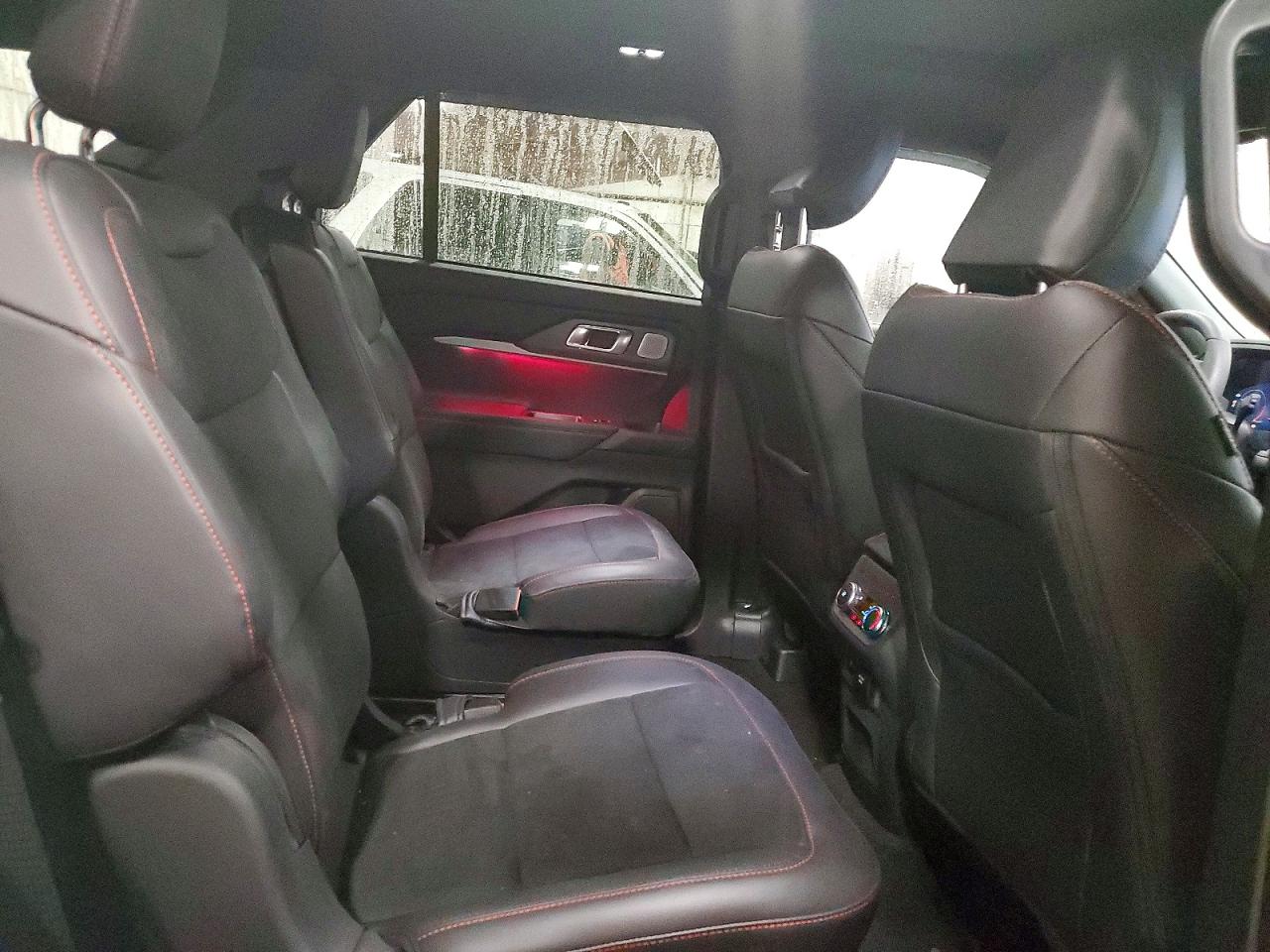 2025 FORD EXPLORER ST photo 11
