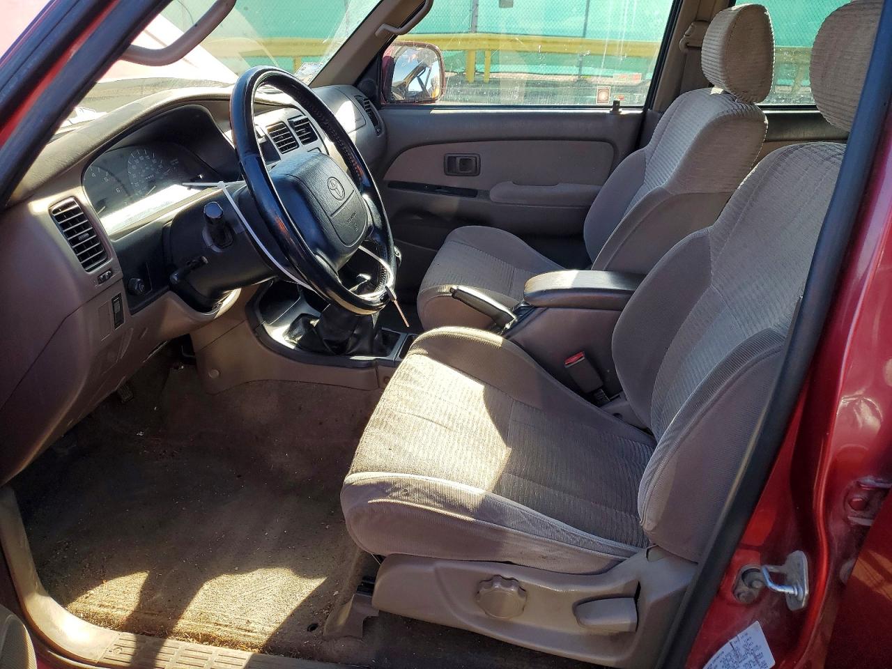 1997 TOYOTA 4RUNNER SR5 photo 13