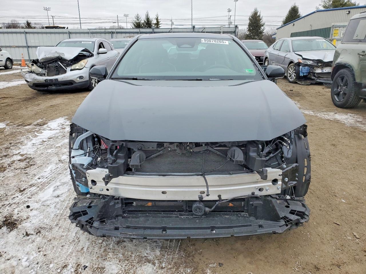 2025 TOYOTA CAMRY XSE photo 5