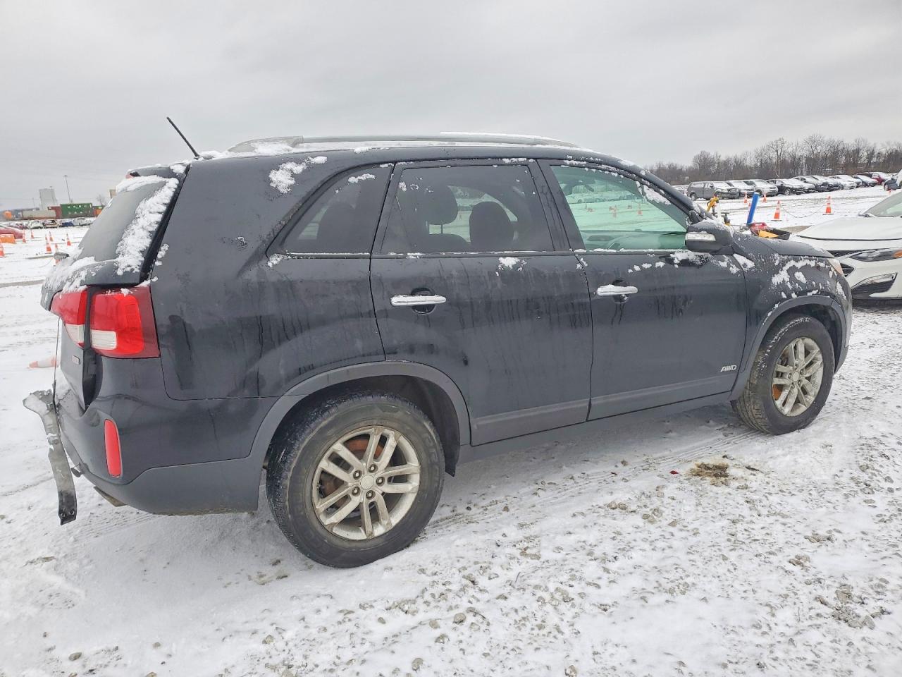 2015 KIA SORENTO LX photo 3