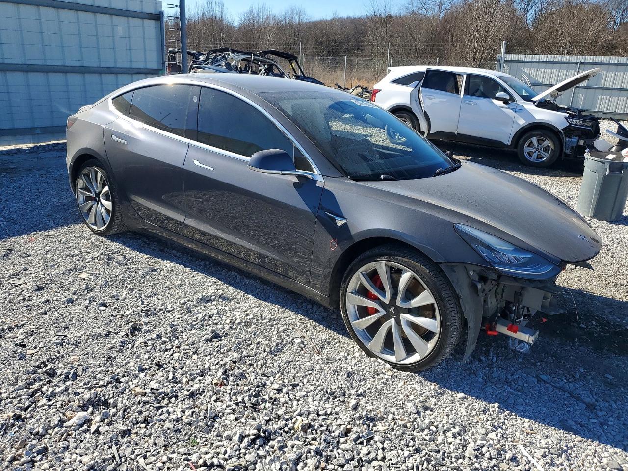 2019 TESLA MODEL 3 photo 4
