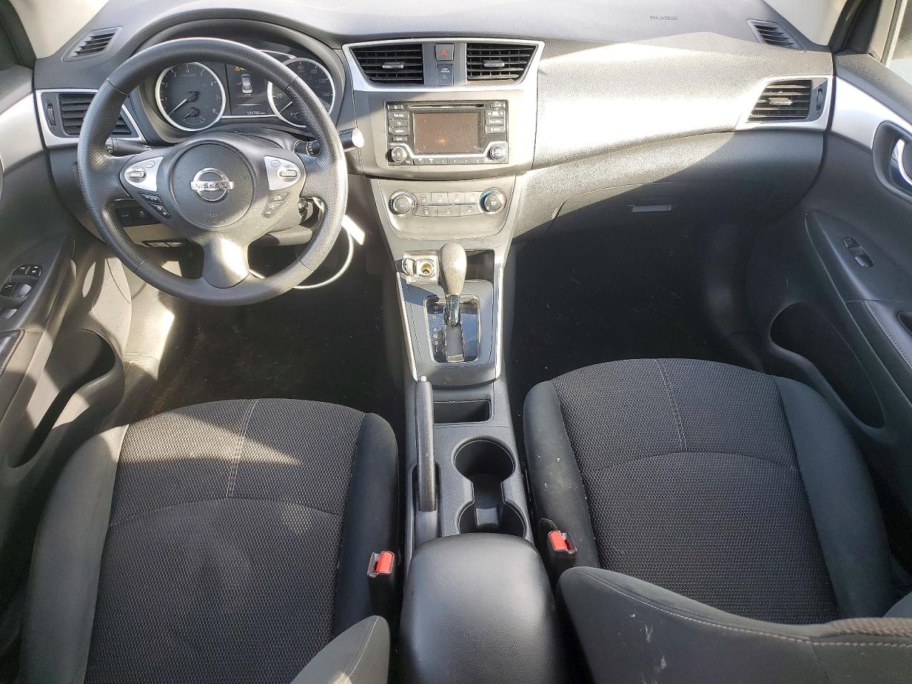 2018 NISSAN SENTRA S photo 8