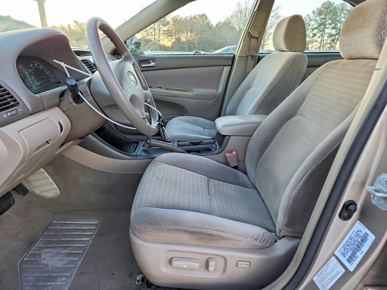 2003 TOYOTA CAMRY LE photo 7