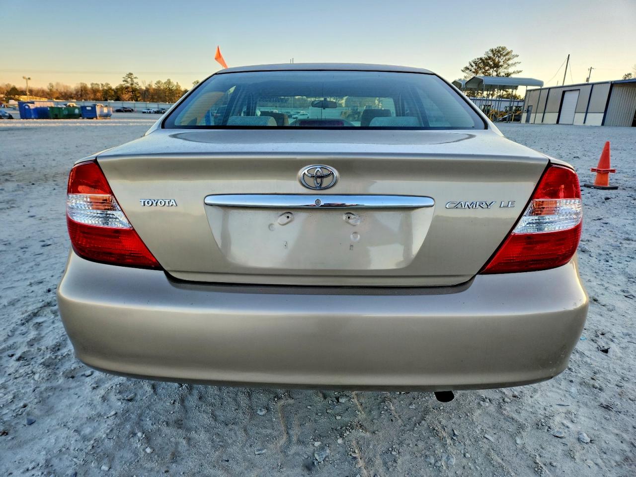 2003 TOYOTA CAMRY LE photo 6