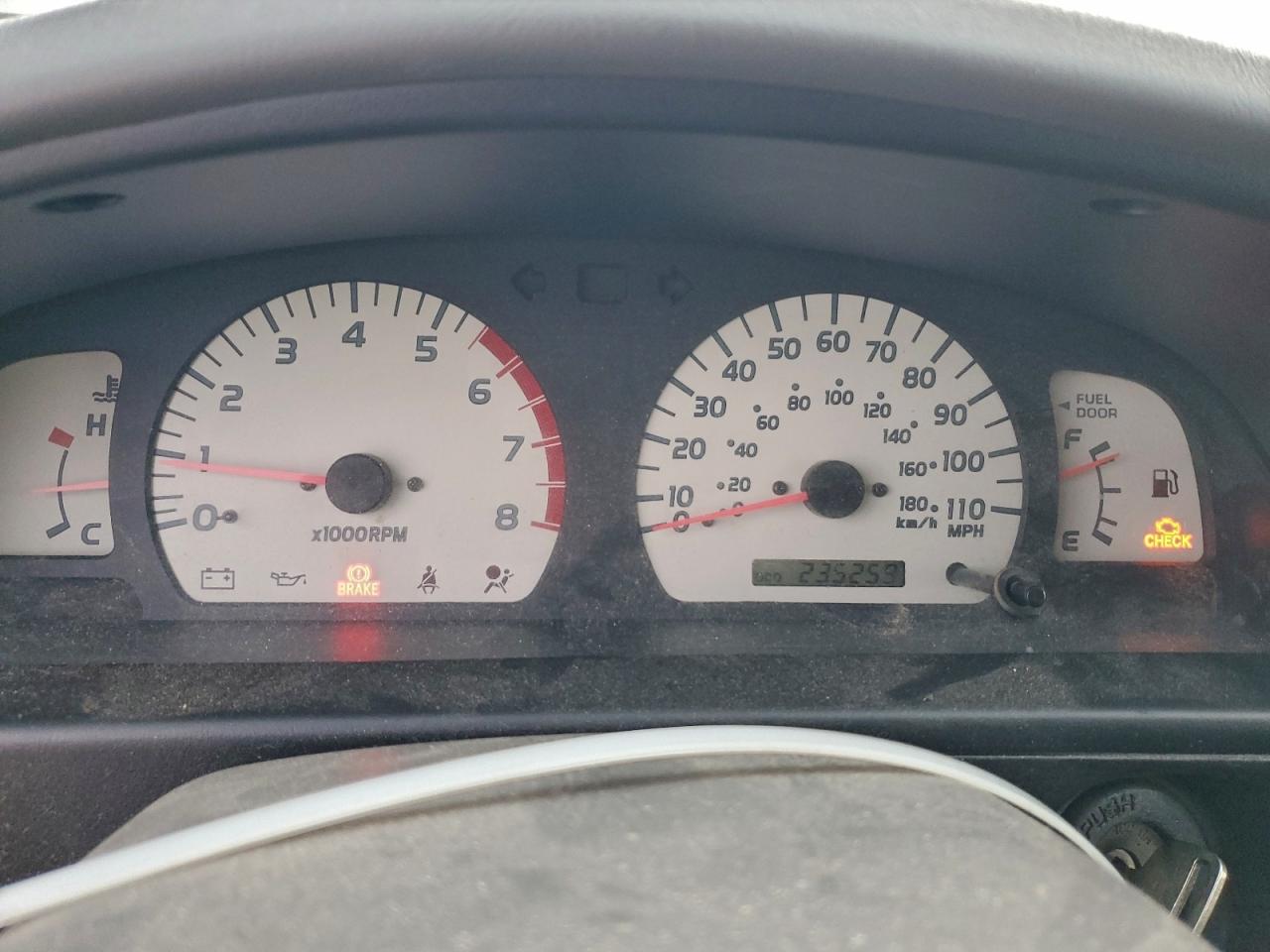 2004 TOYOTA TACOMA XTRACAB photo 9