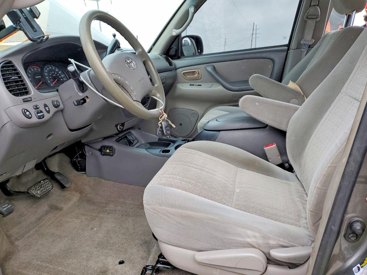 2005 TOYOTA TUNDRA DOUBLE CAB SR5 photo 13