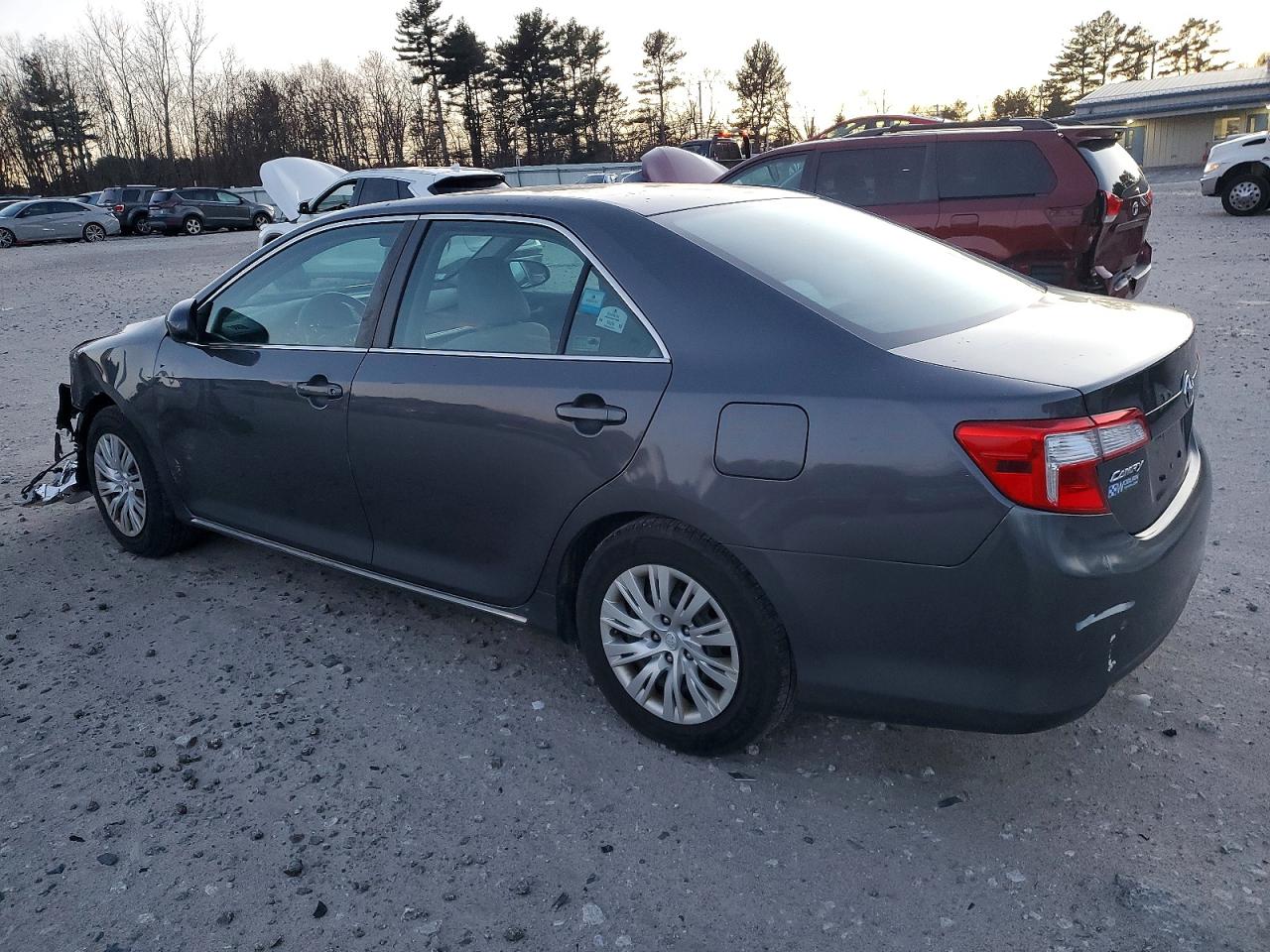 2012 TOYOTA CAMRY BASE photo 3