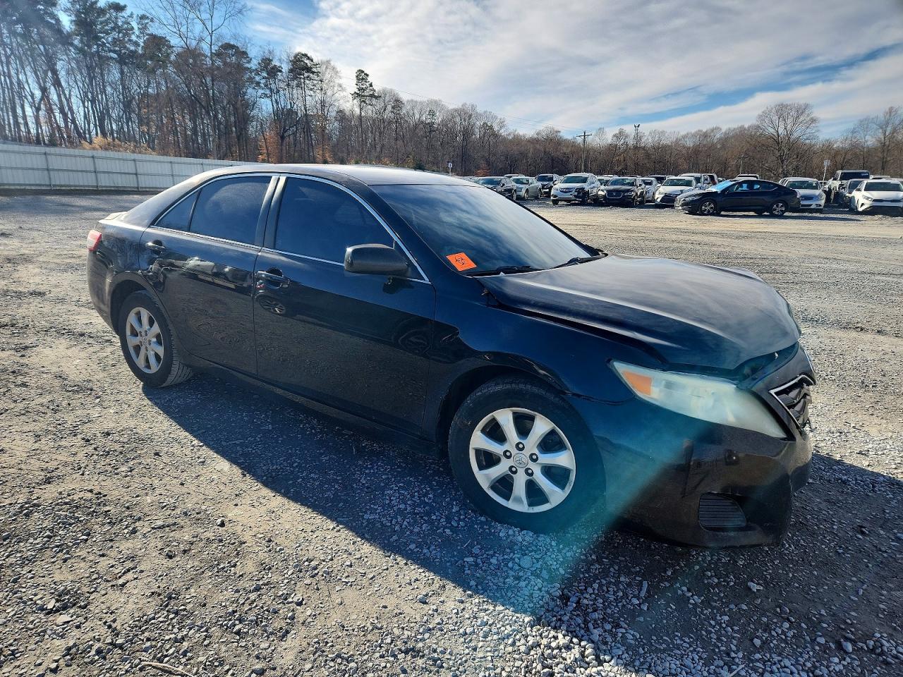 2011 TOYOTA CAMRY BASE photo 4