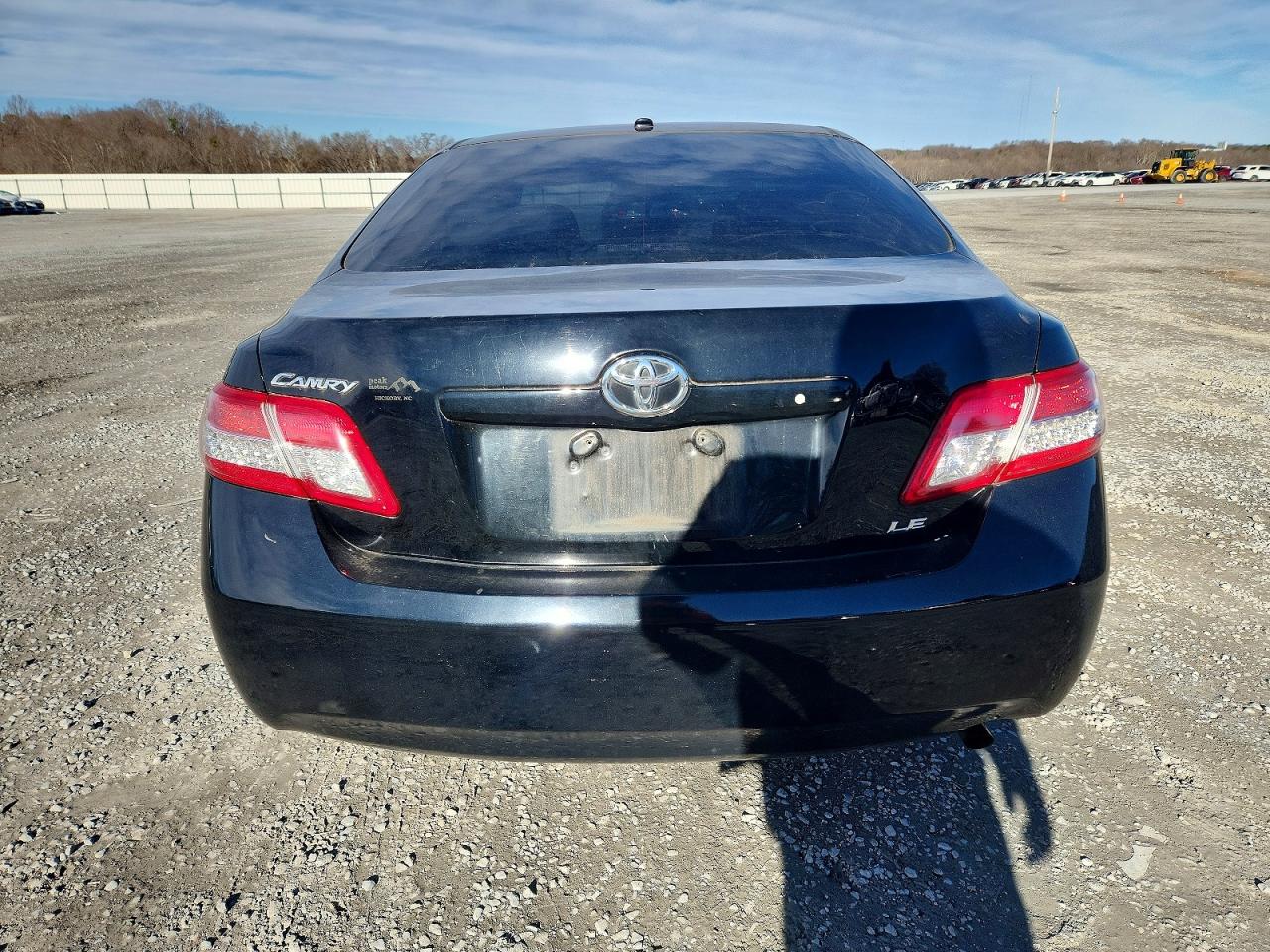 2011 TOYOTA CAMRY BASE photo 6