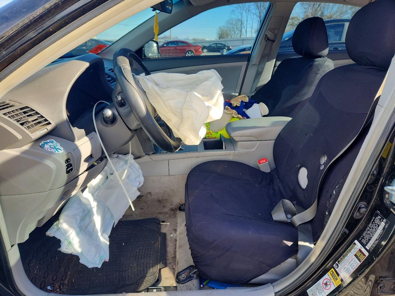 2011 TOYOTA CAMRY BASE photo 7