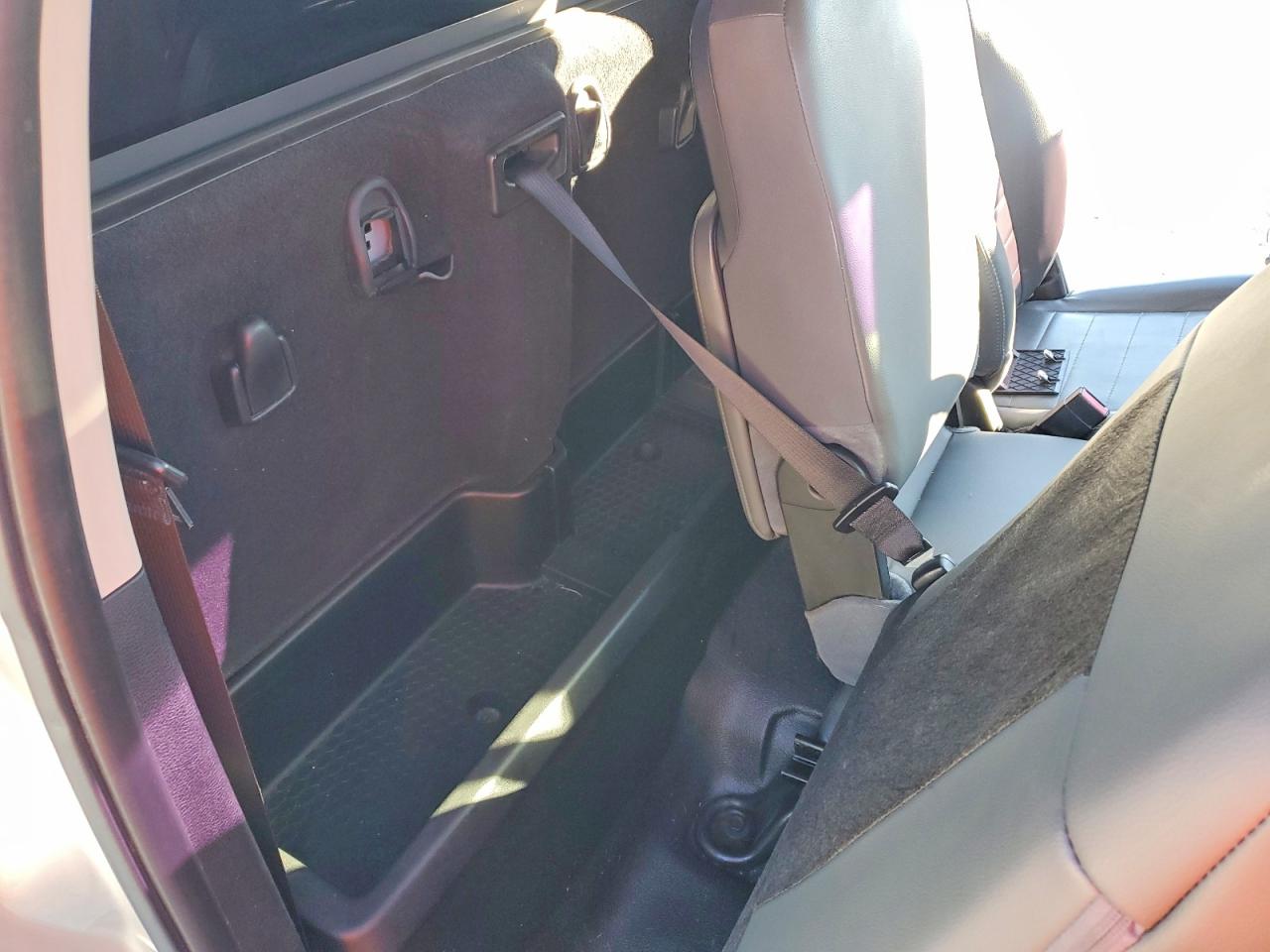 2013 RAM 1500 ST photo 10