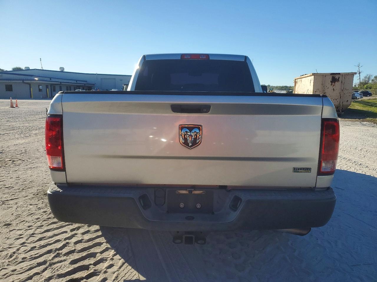 2013 RAM 1500 ST photo 6