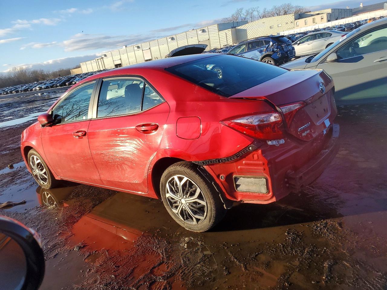 2018 TOYOTA COROLLA L photo 2