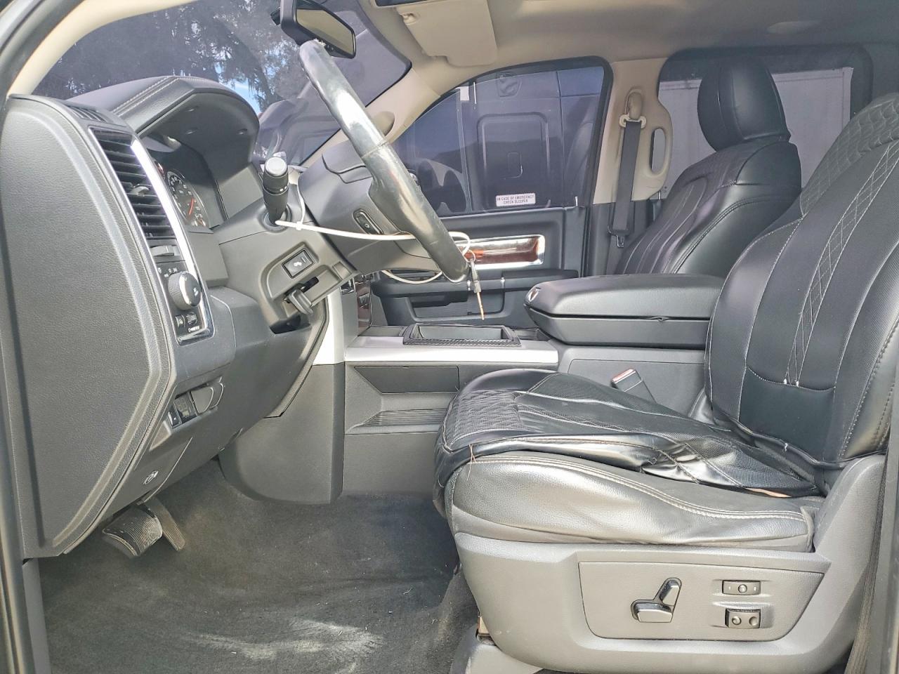 2012 DODGE RAM 3500 LARAMIE photo 7