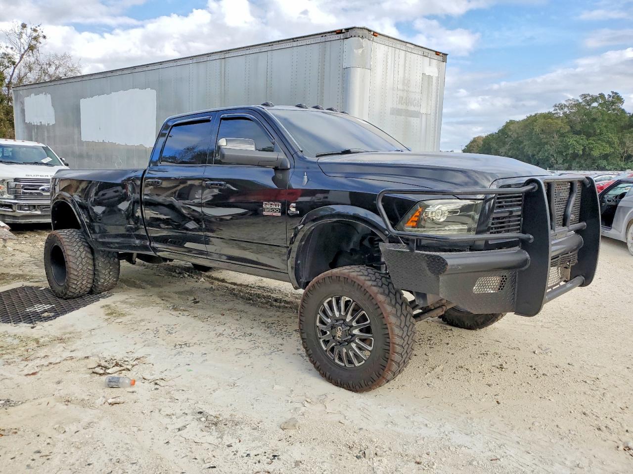 2012 DODGE RAM 3500 LARAMIE photo 4