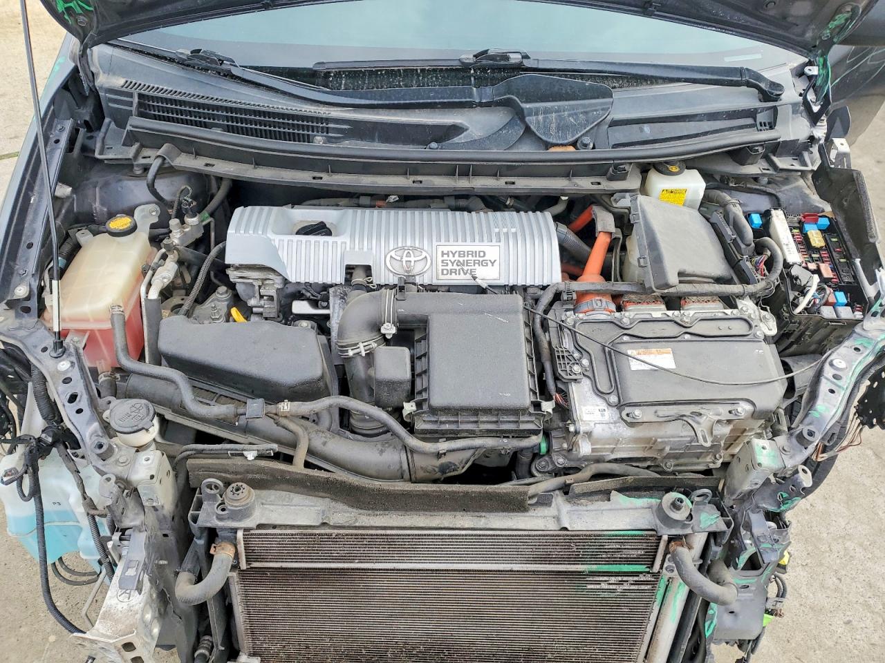 2013 TOYOTA PRIUS photo 11