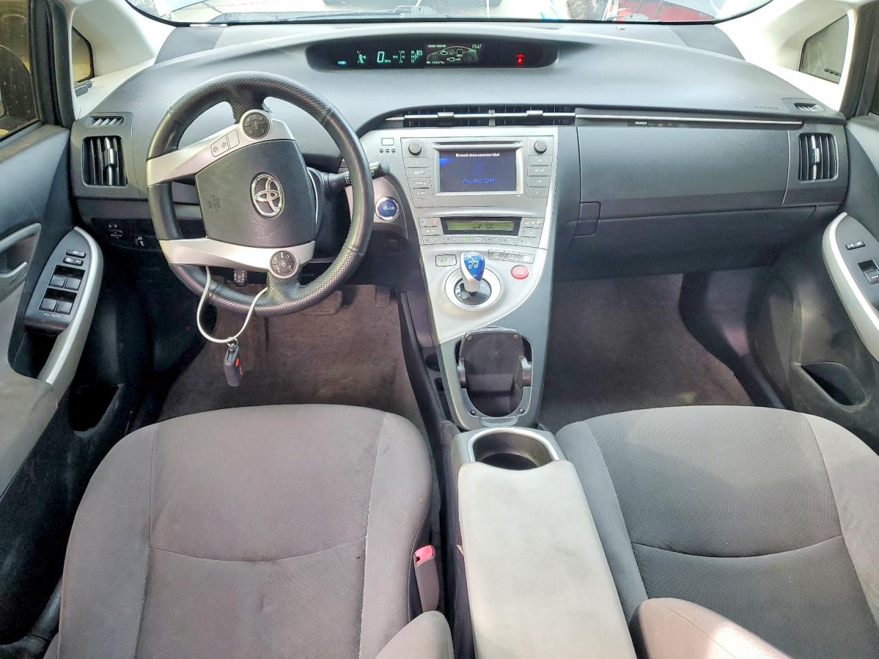 2013 TOYOTA PRIUS photo 8