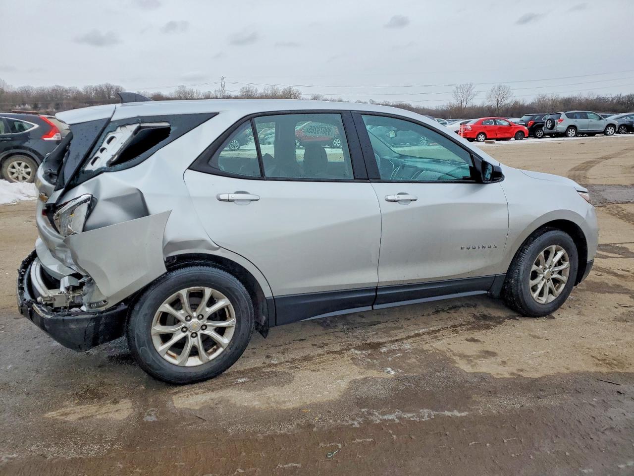 2018 CHEVROLET EQUINOX LS photo 3